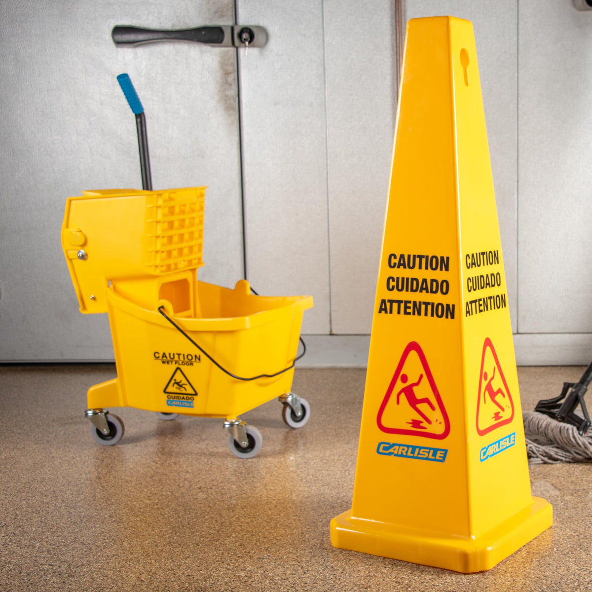 26 Qt Mop Bucket with Side Wringer A445