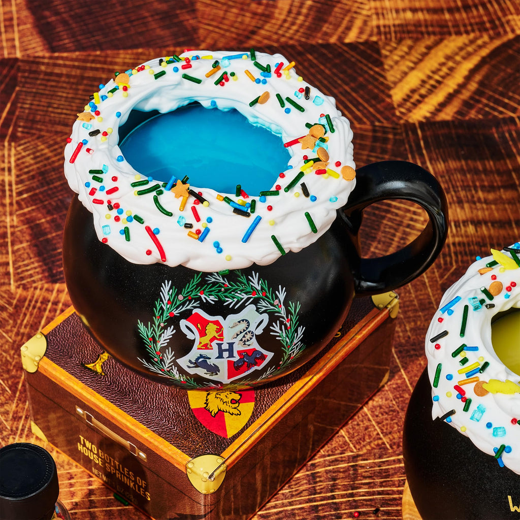 Color-Changing Hot Chocolate Mug Gift Set J8875
